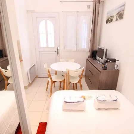 Luckey Homes - Rue Descombes Appartamento Parigi
